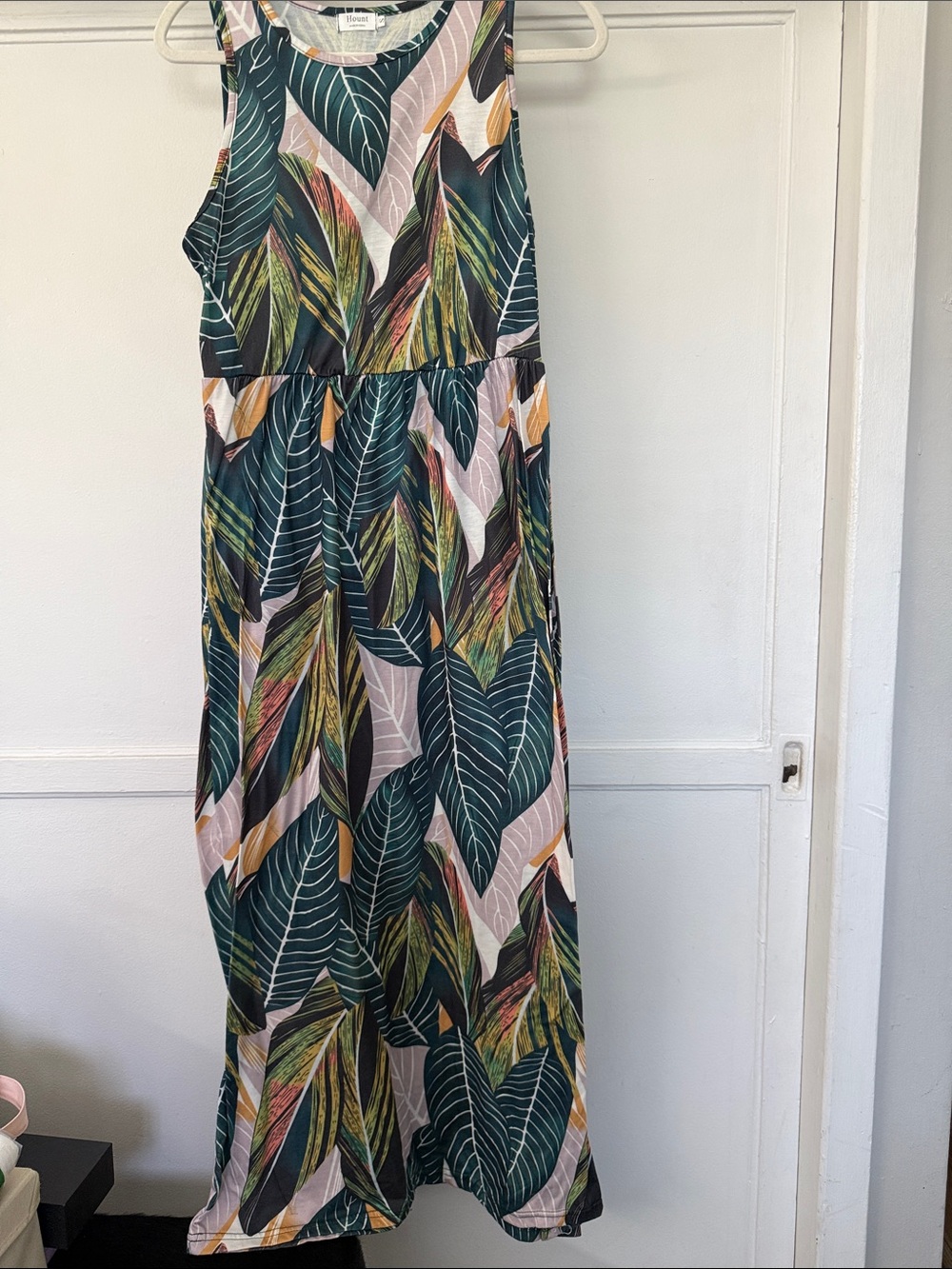 Sleeveless Tropical Leaf Maxi Dress - Green Print